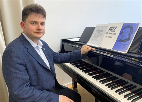 Ukrainian pianist seeks victory on cultural front at contest in Geneva